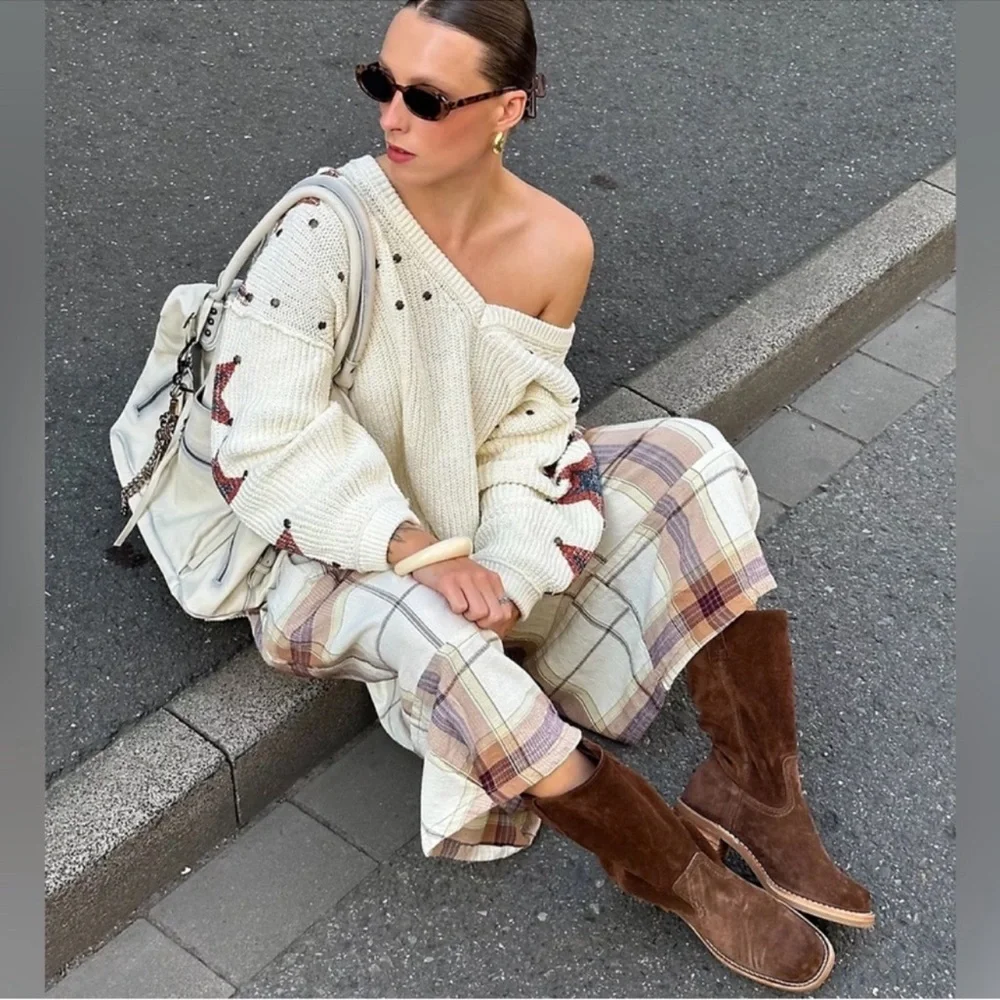 NWOB Frye Campus 12R Brown Leather Boots in Brown Brownie Suede - Picture 4 of 11